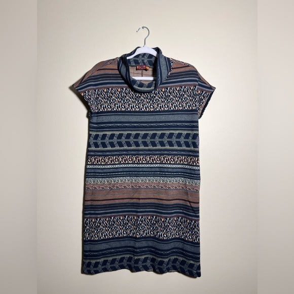 Isle by Melis Kozan Mixed Pattern Shift Dress - Picture 1 of 6